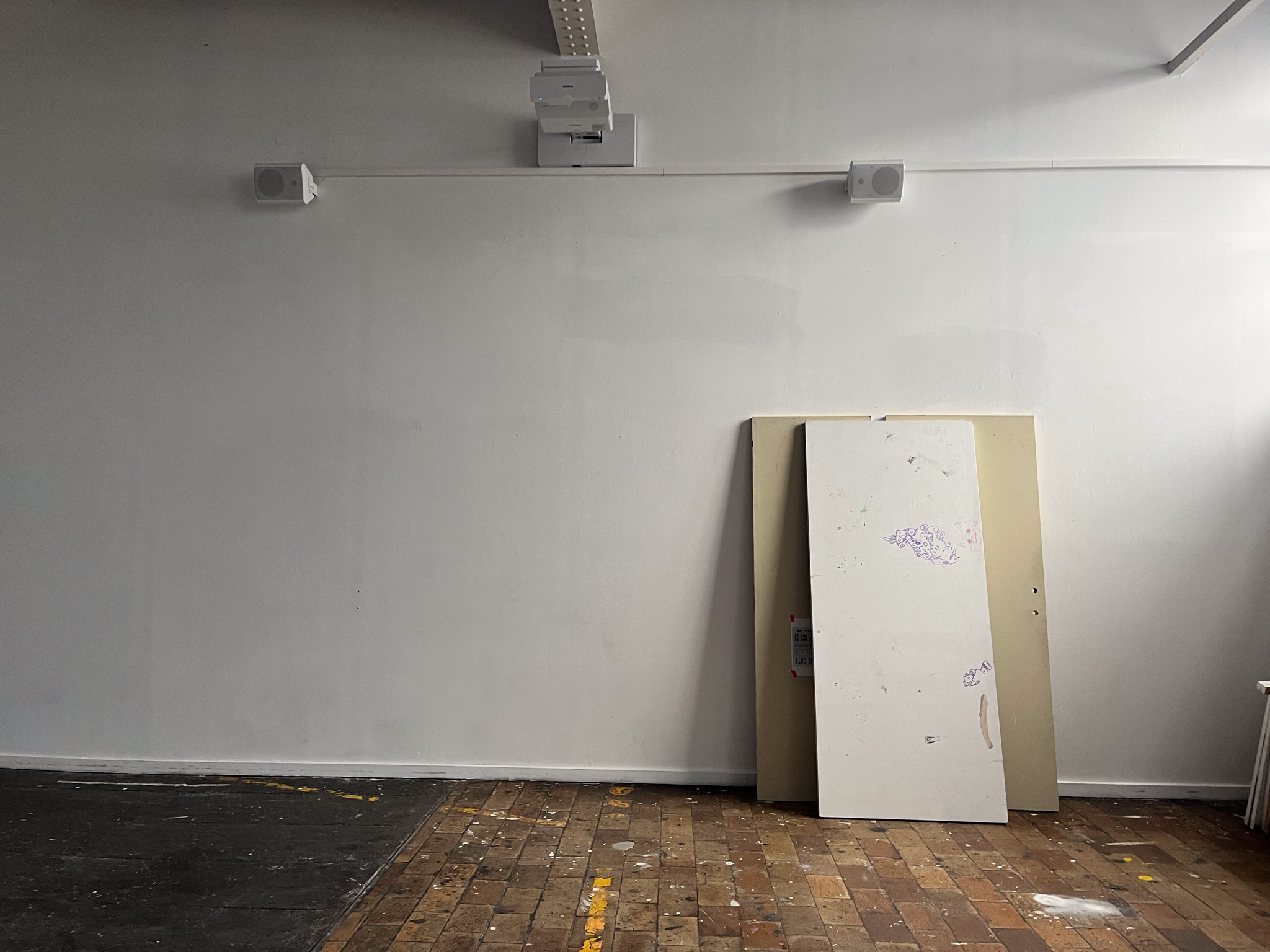 Photo de Tables debout